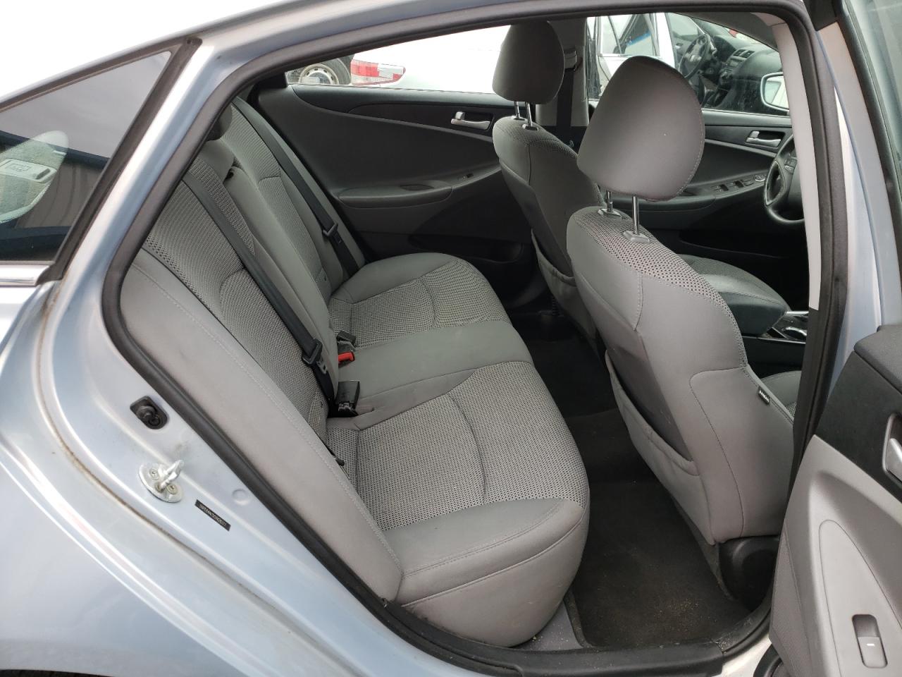 Photo 6 from auction – 2012 HYUNDAI SONATA GLS with VIN 5NPEB4AC5CH428377