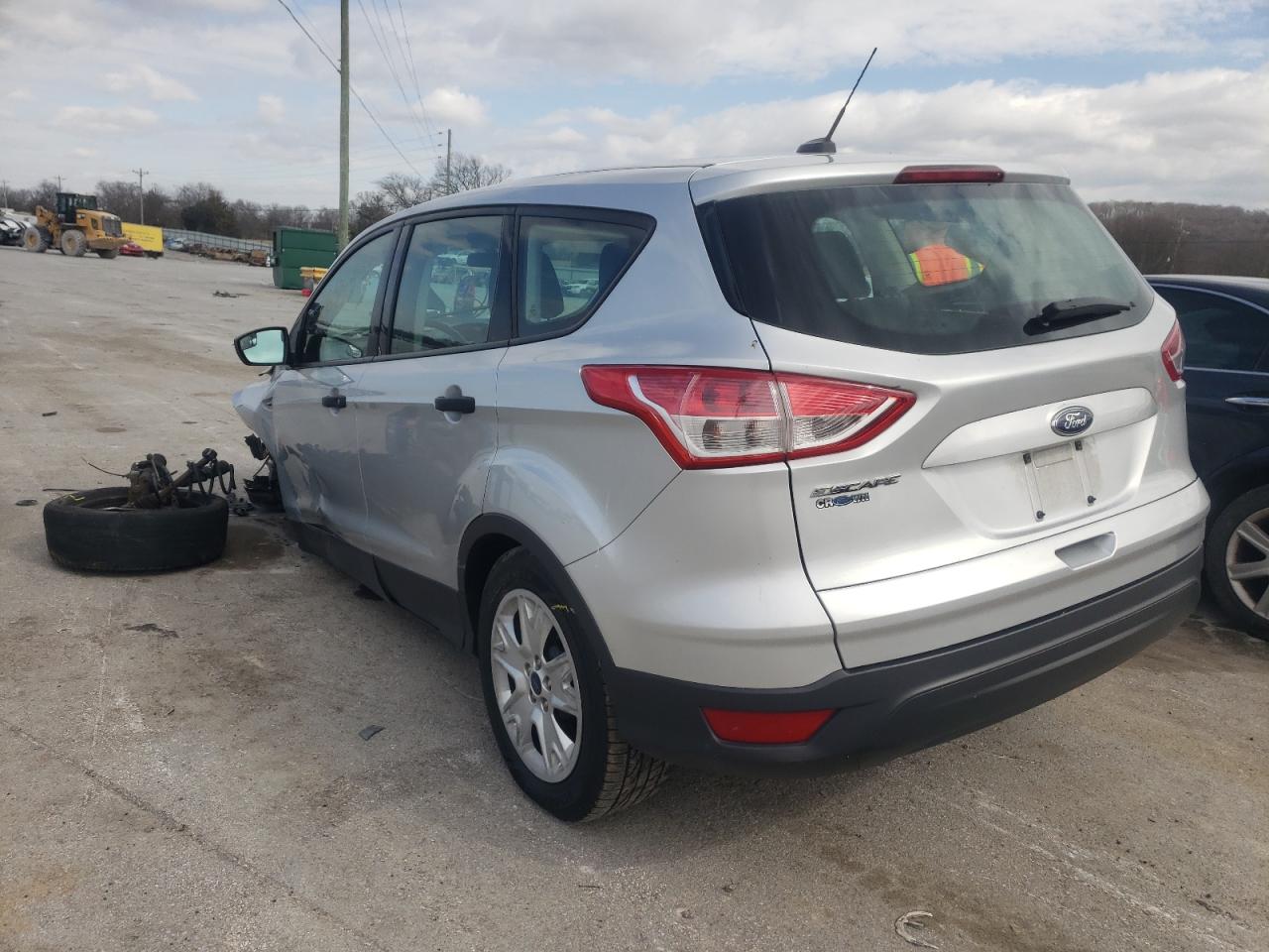Photo 3 from auction – 2013 FORD ESCAPE S with VIN 1FMCU0F72DUA91000