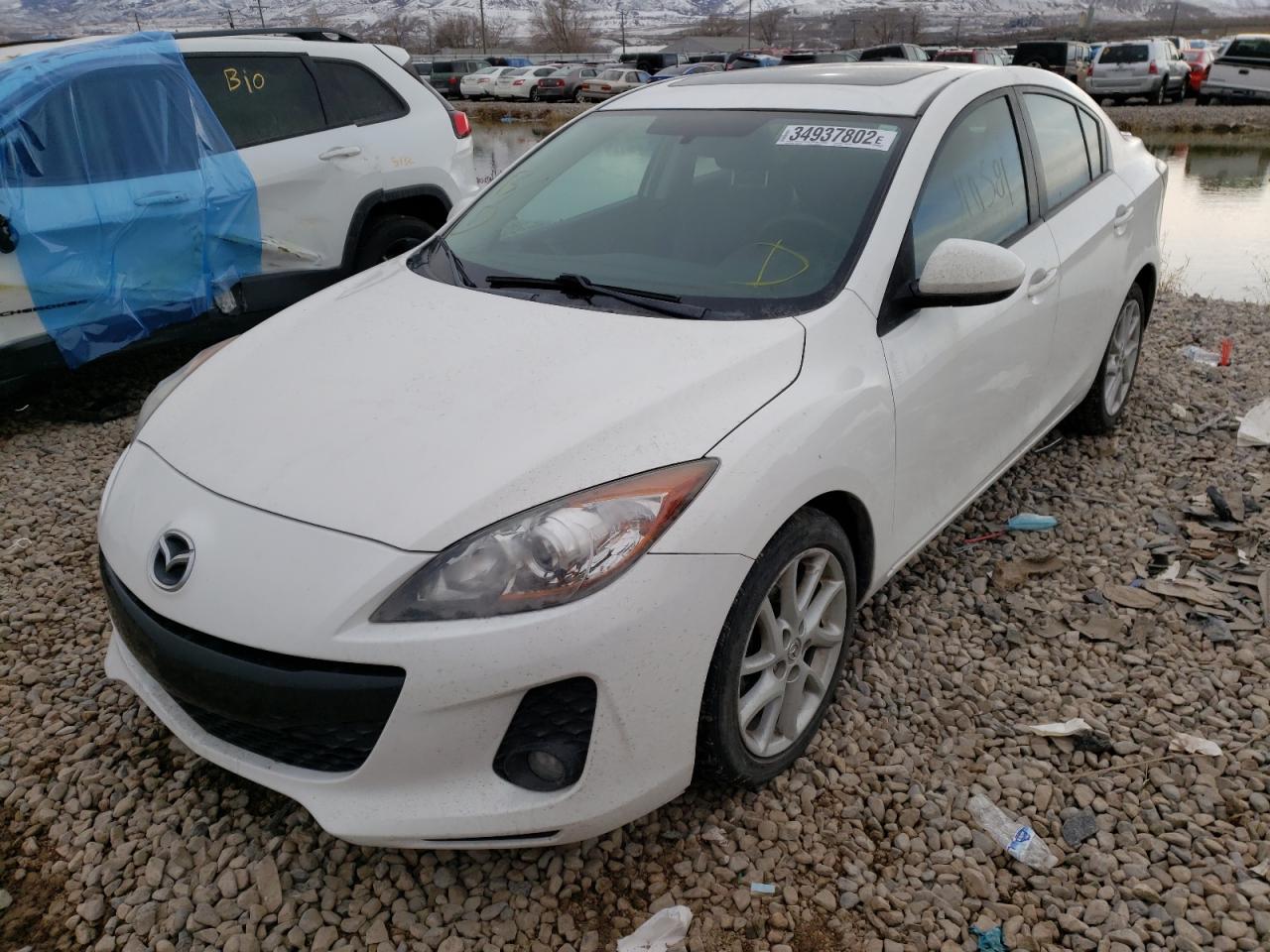 Photo 2 from auction – 2012 MAZDA 3 S with VIN JM1BL1W66C1505007
