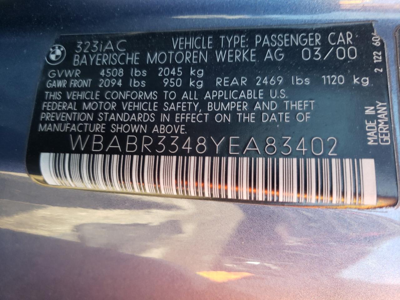 Photo 10 from auction – 2000 BMW 323 CI with VIN WBABR3348YEA83402