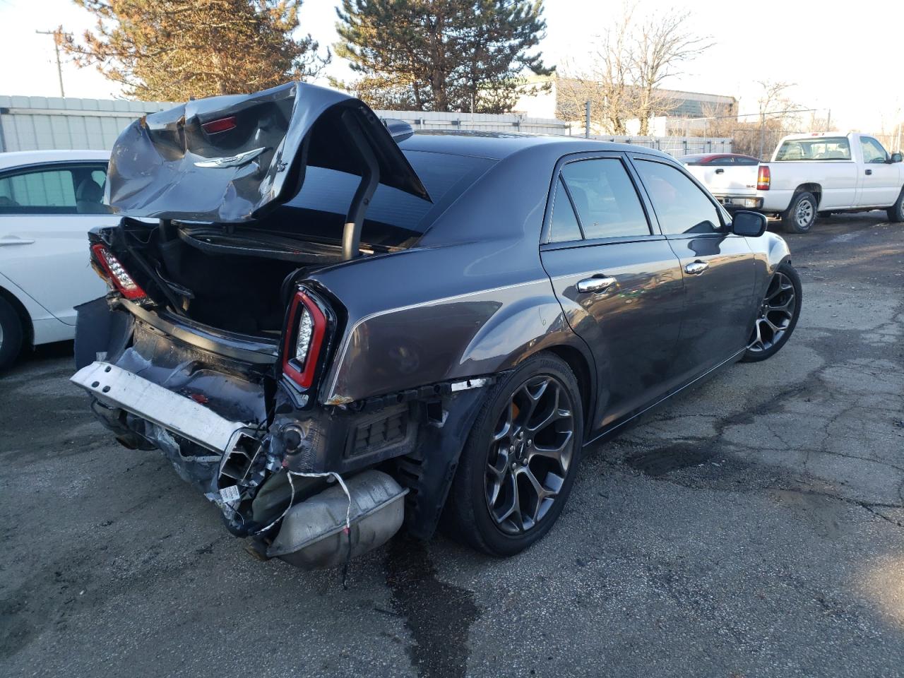Photo 4 from auction – 2016 CHRYSLER 300 S with VIN 2C3CCABG4GH329153