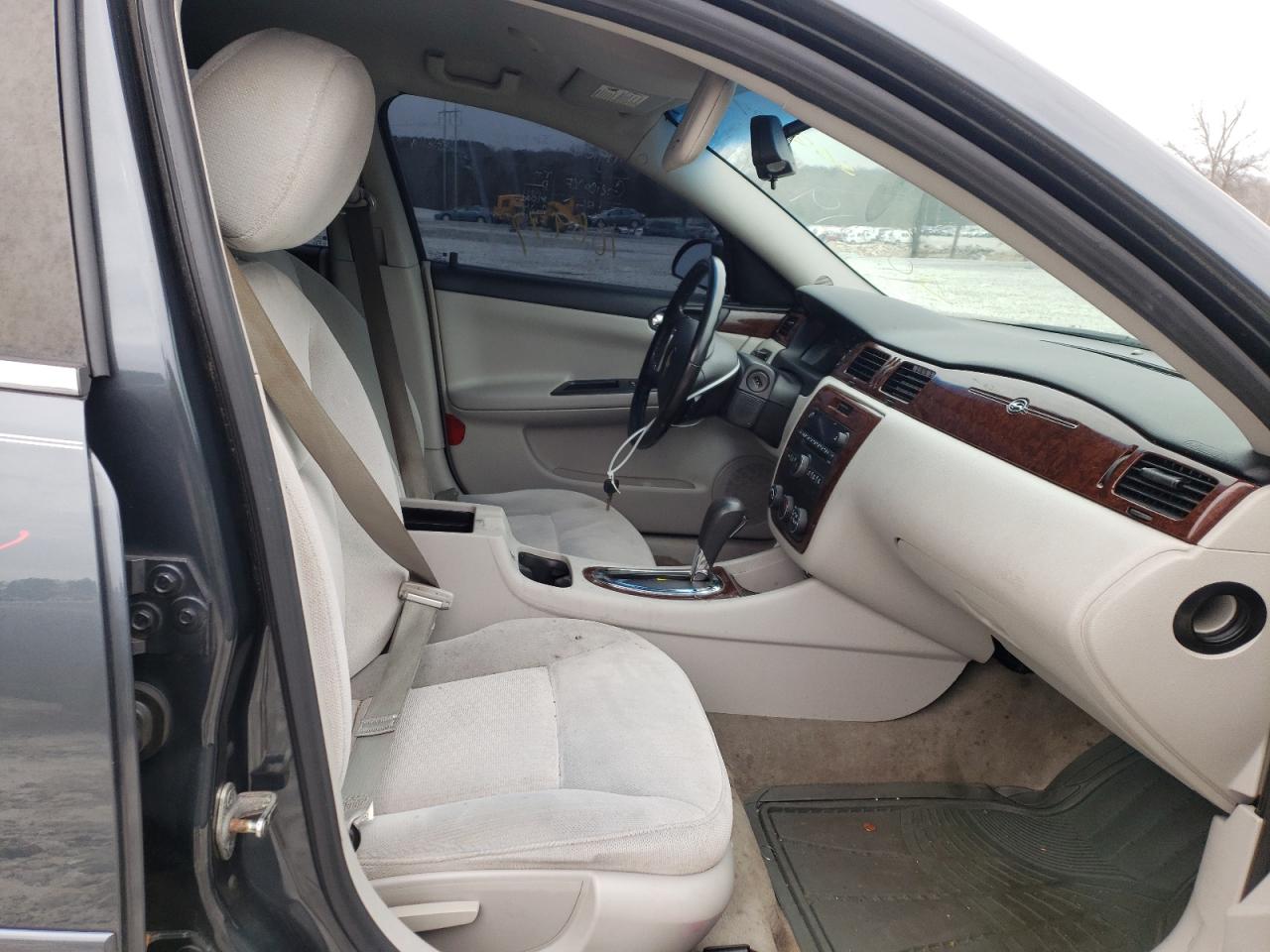Photo 5 from auction – 2011 CHEVROLET IMPALA LS with VIN 2G1WA5EK2B1190687