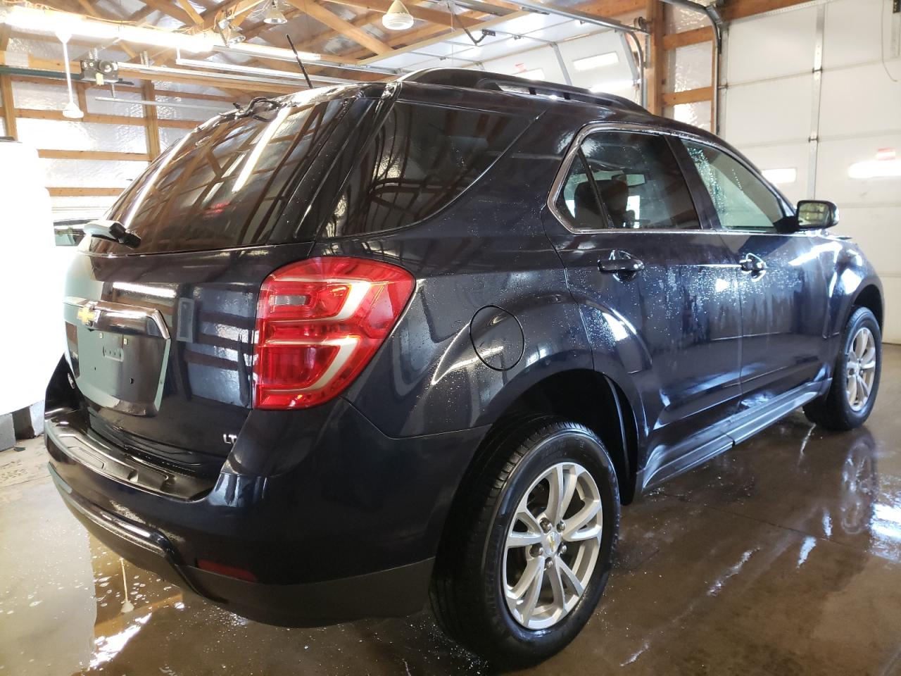 Photo 4 from auction – 2017 CHEVROLET EQUINOX LT with VIN 2GNALCEK5H6276059