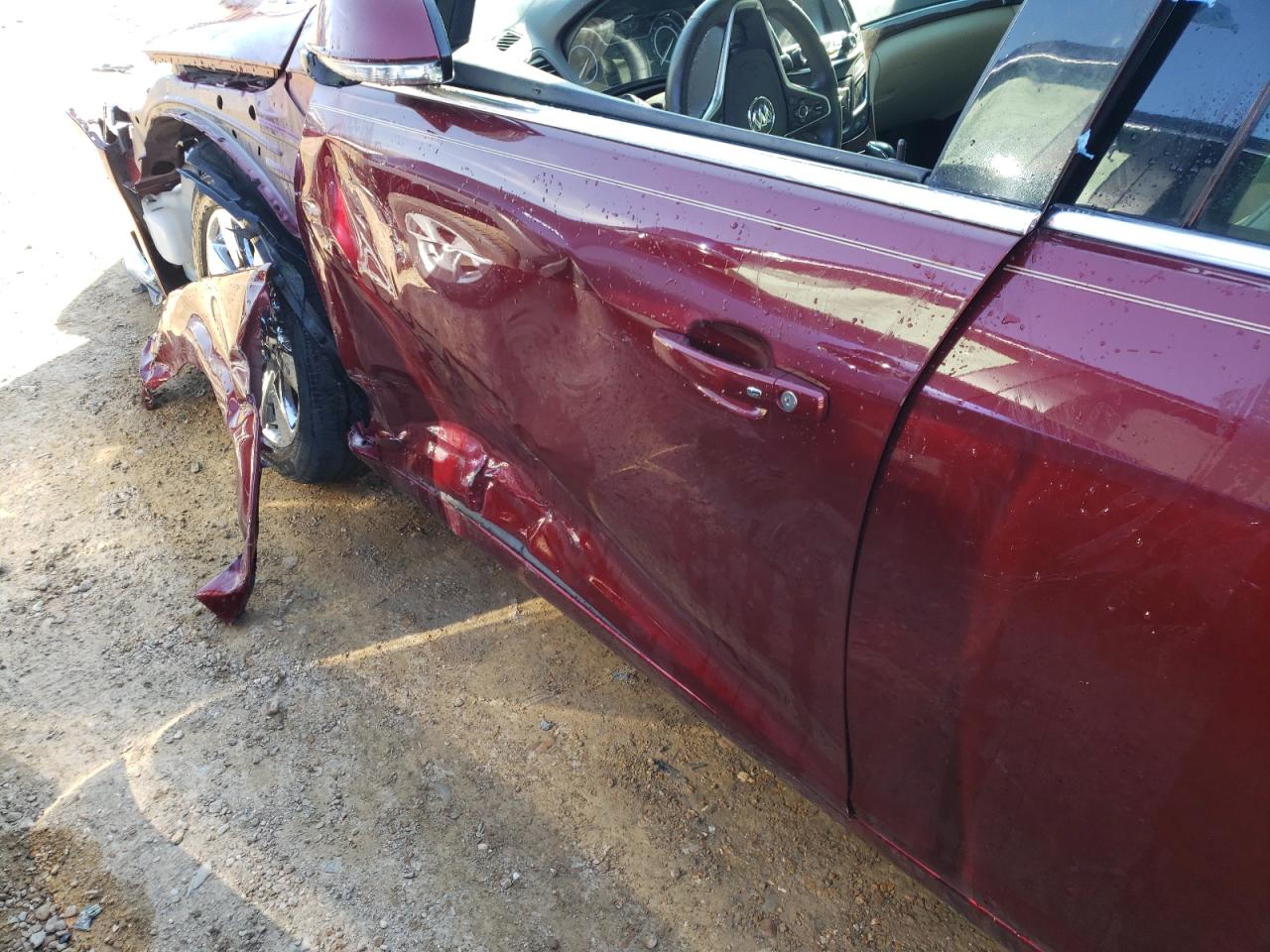 Photo 9 from auction – 2017 BUICK REGAL PREM with VIN 2G4GR5GX0H9113271