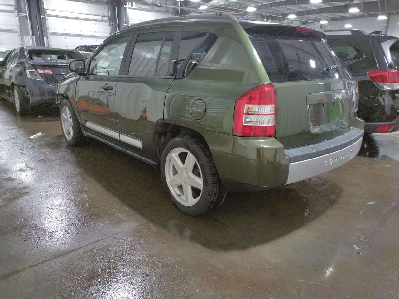 Фото 3 с аукциона – 2007 JEEP COMPASS LI с VIN 1J8FT57W57D194058
