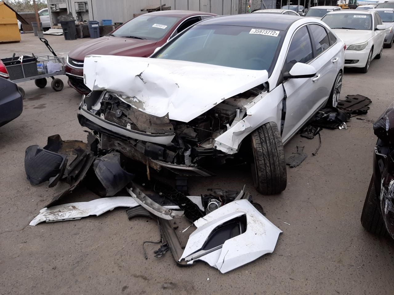 Photo 2 from auction – 2017 HYUNDAI SONATA SE with VIN 5NPE24AF2HH577413
