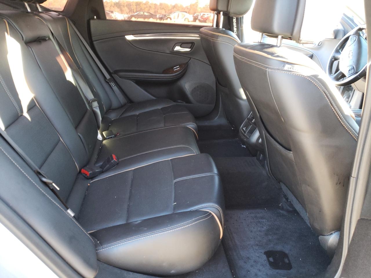 Photo 6 from auction – 2014 CHEVROLET IMPALA LTZ with VIN 1G1155S39EU148697