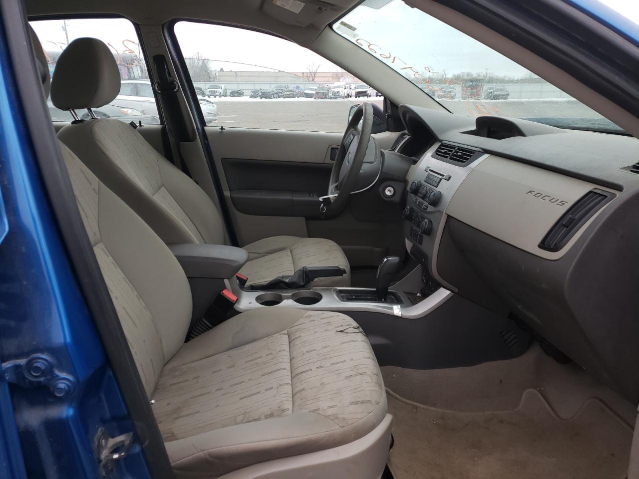 Photo 5 from auction – 2010 FORD FOCUS SE with VIN 1FAHP3FN9AW104820