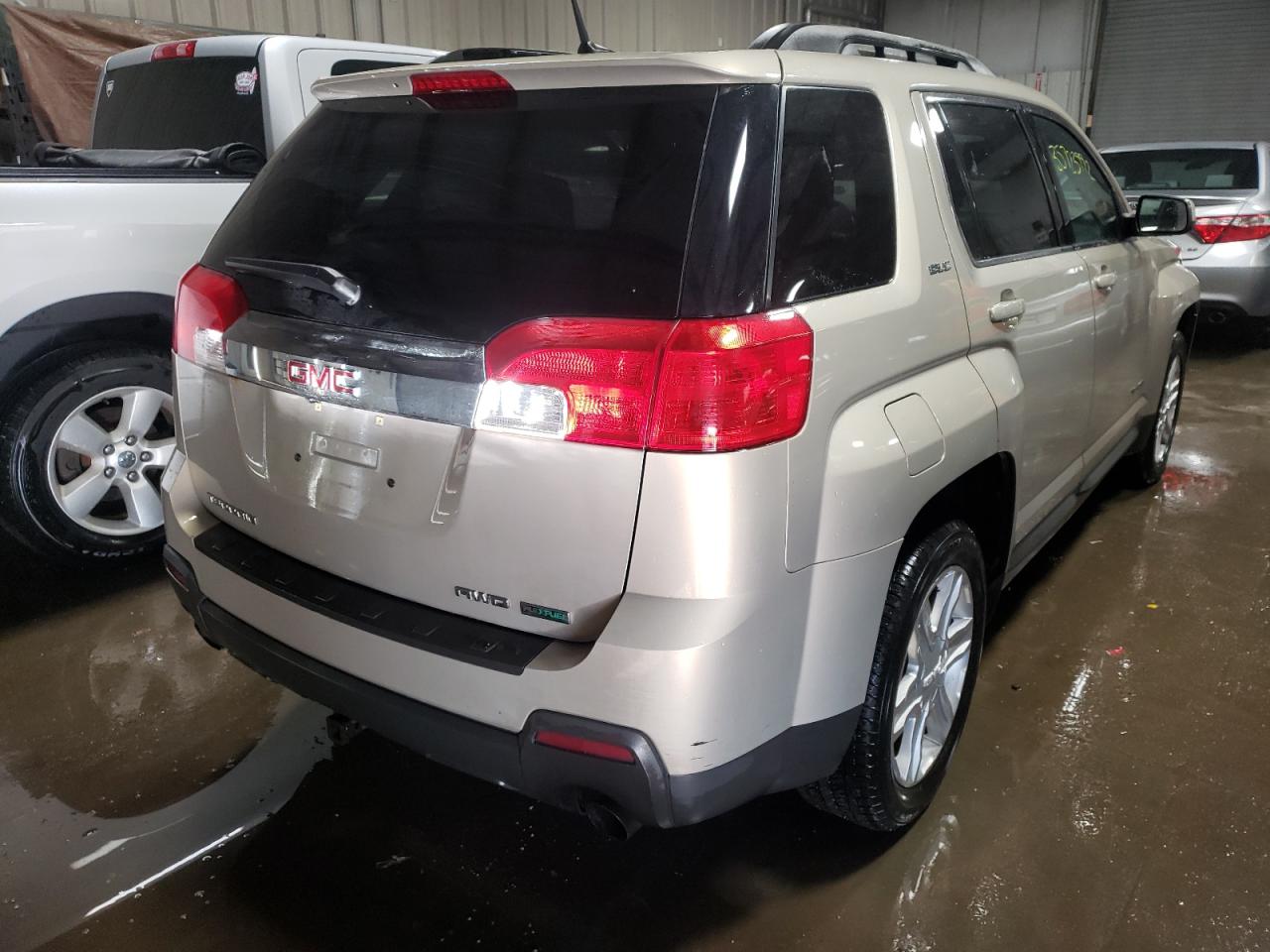 Photo 4 from auction – 2011 GMC TERRAIN SL with VIN 2CTFLTE59B6325901