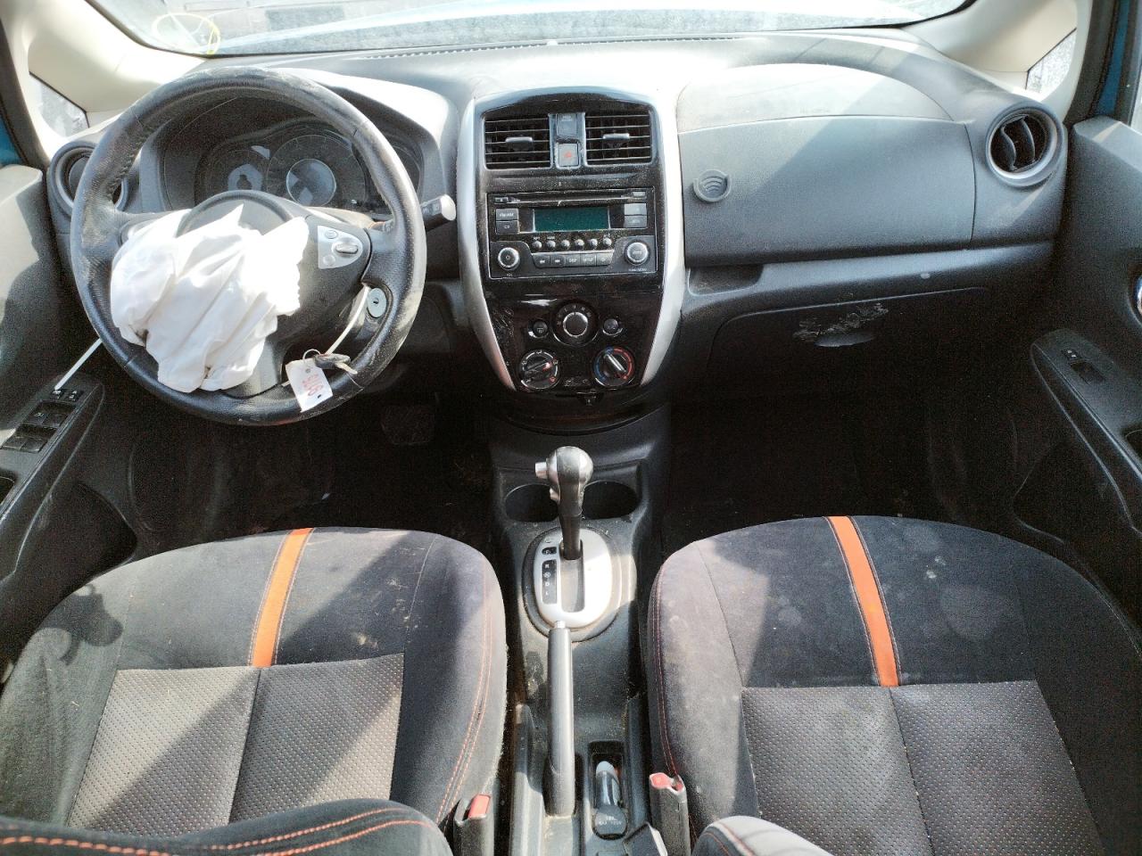 Photo 9 from auction – 2015 NISSAN VERSA NOTE with VIN 3N1CE2CP8FL367035