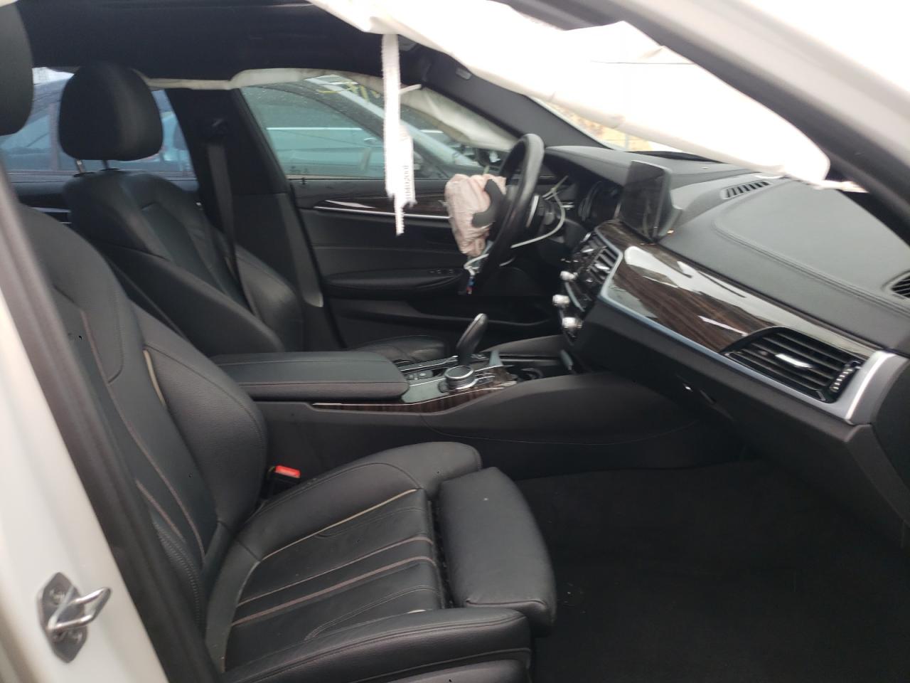 Photo 5 from auction – 2017 BMW 540 I with VIN WBAJE5C32HG478252