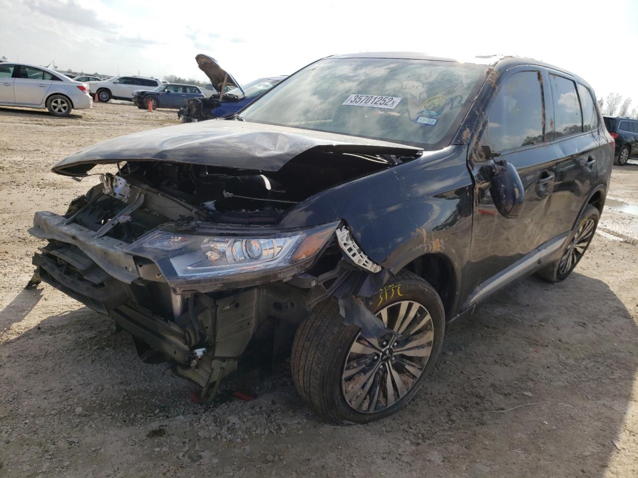 Photo 2 from auction – 2020 MITSUBISHI OUTLANDER with VIN JA4AD2A37LZ007356