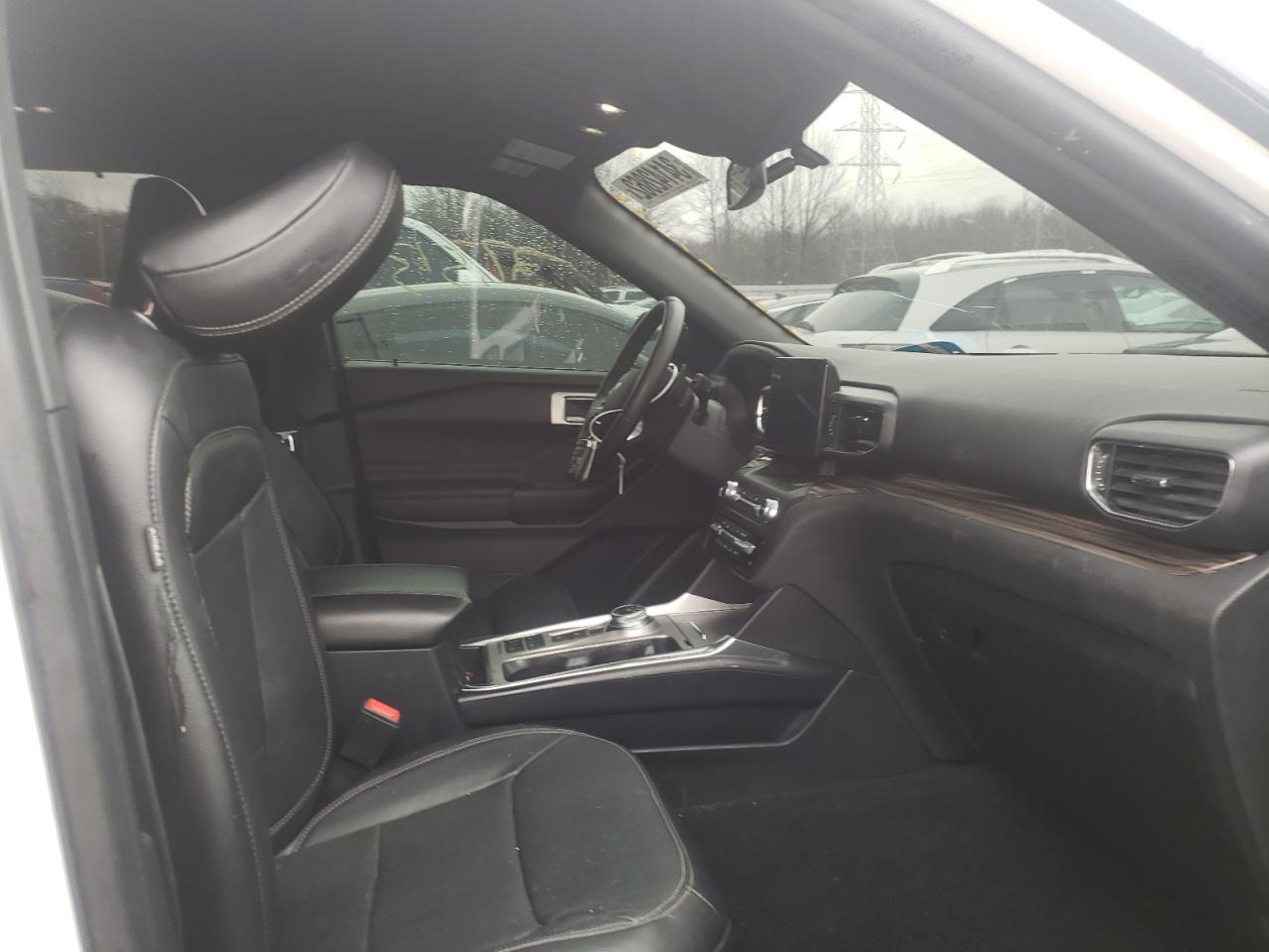 Photo 5 from auction – 2020 FORD EXPLORER L with VIN 1FMSK7FH7LGA10296