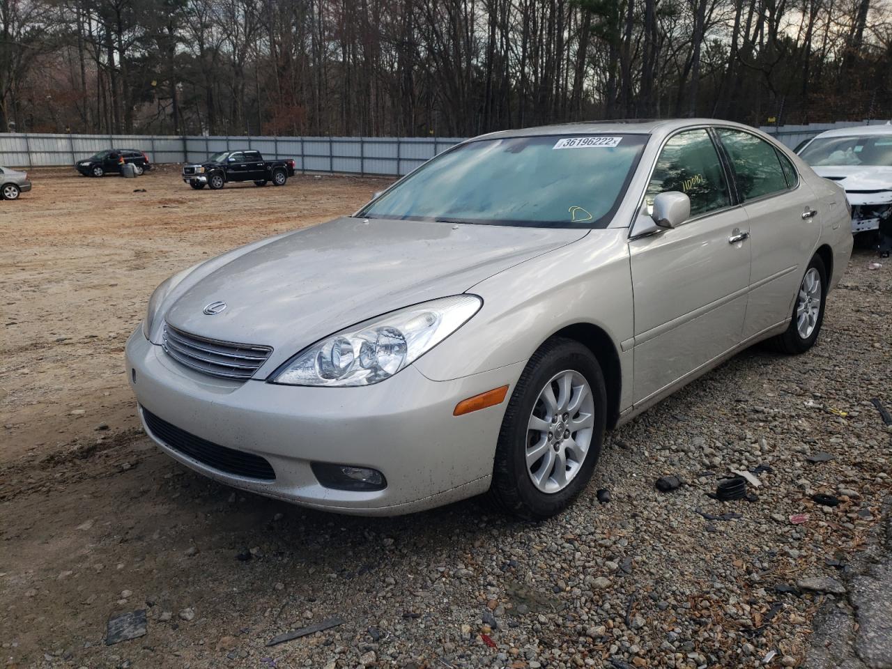 Photo 2 from auction – 2002 LEXUS ES 300 with VIN JTHBF30GX20019355