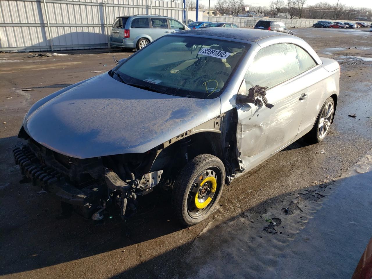 Photo 2 from auction – 2015 VOLKSWAGEN EOS LUX with VIN WVWFW8AH3FV001036