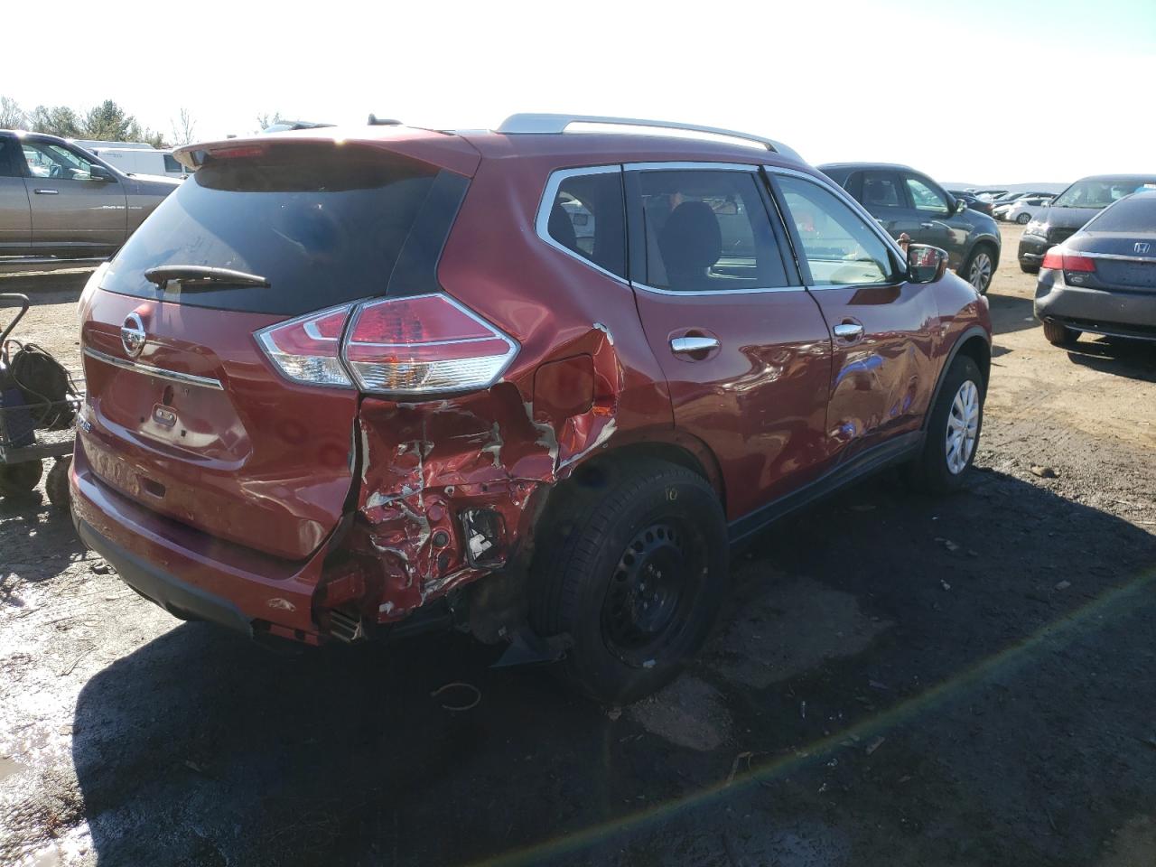 Photo 4 from auction – 2016 NISSAN ROGUE S with VIN KNMAT2MT0GP614978
