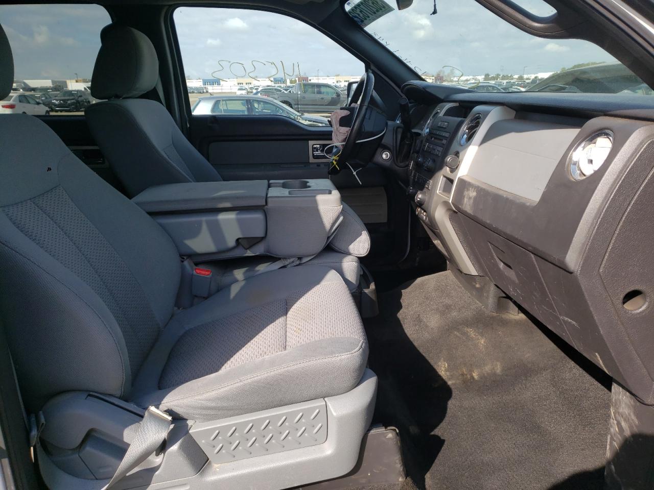 Photo 5 from auction – 2011 FORD F150 SUPER with VIN 1FTFW1EF8BFC51439