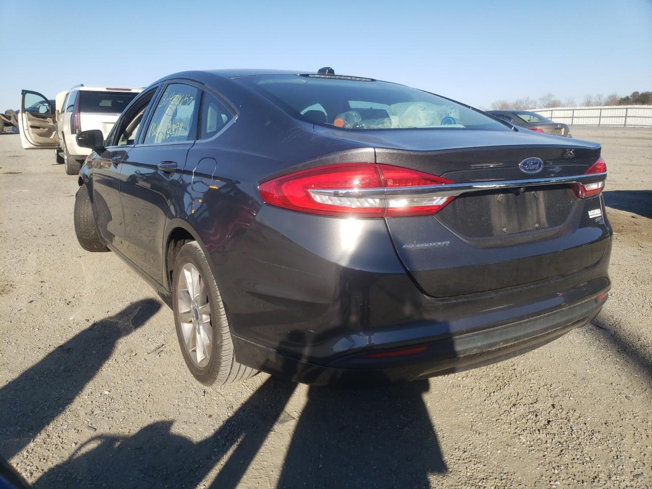 Photo 3 from auction – 2017 FORD FUSION SE with VIN 3FA6P0H76HR164331