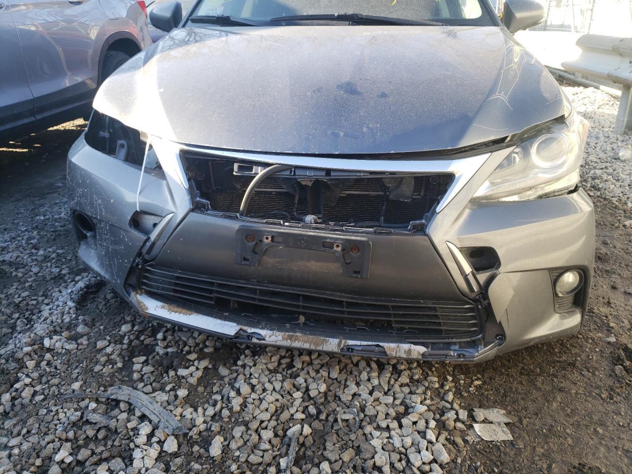 Photo 9 from auction – 2014 LEXUS CT 200 with VIN JTHKD5BH0E2175677