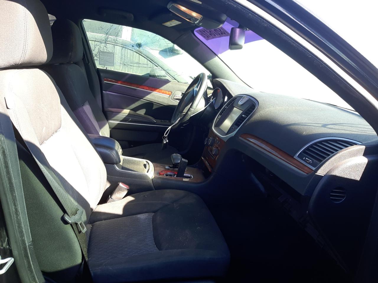 Photo 5 from auction – 2012 CHRYSLER 300 with VIN 2C3CCAAG6CH188226