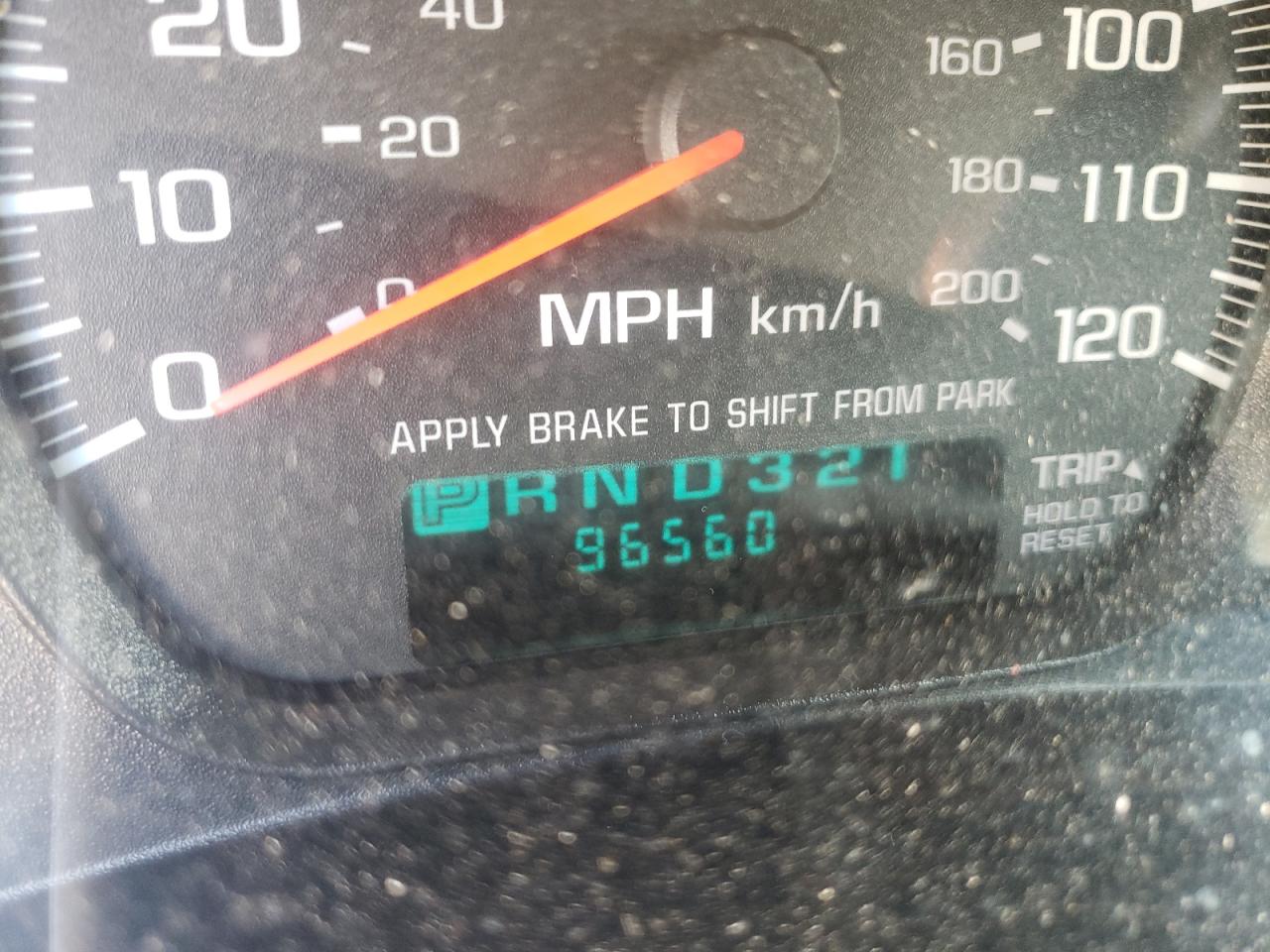 Photo 8 from auction – 2002 CHEVROLET IMPALA with VIN 2G1WF52E429201304