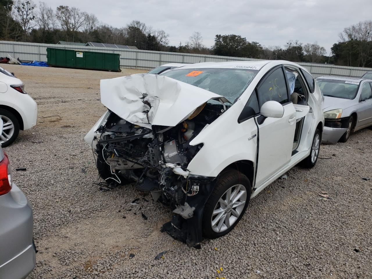 Photo 2 from auction – 2012 TOYOTA PRIUS V with VIN JTDZN3EU1C3041679