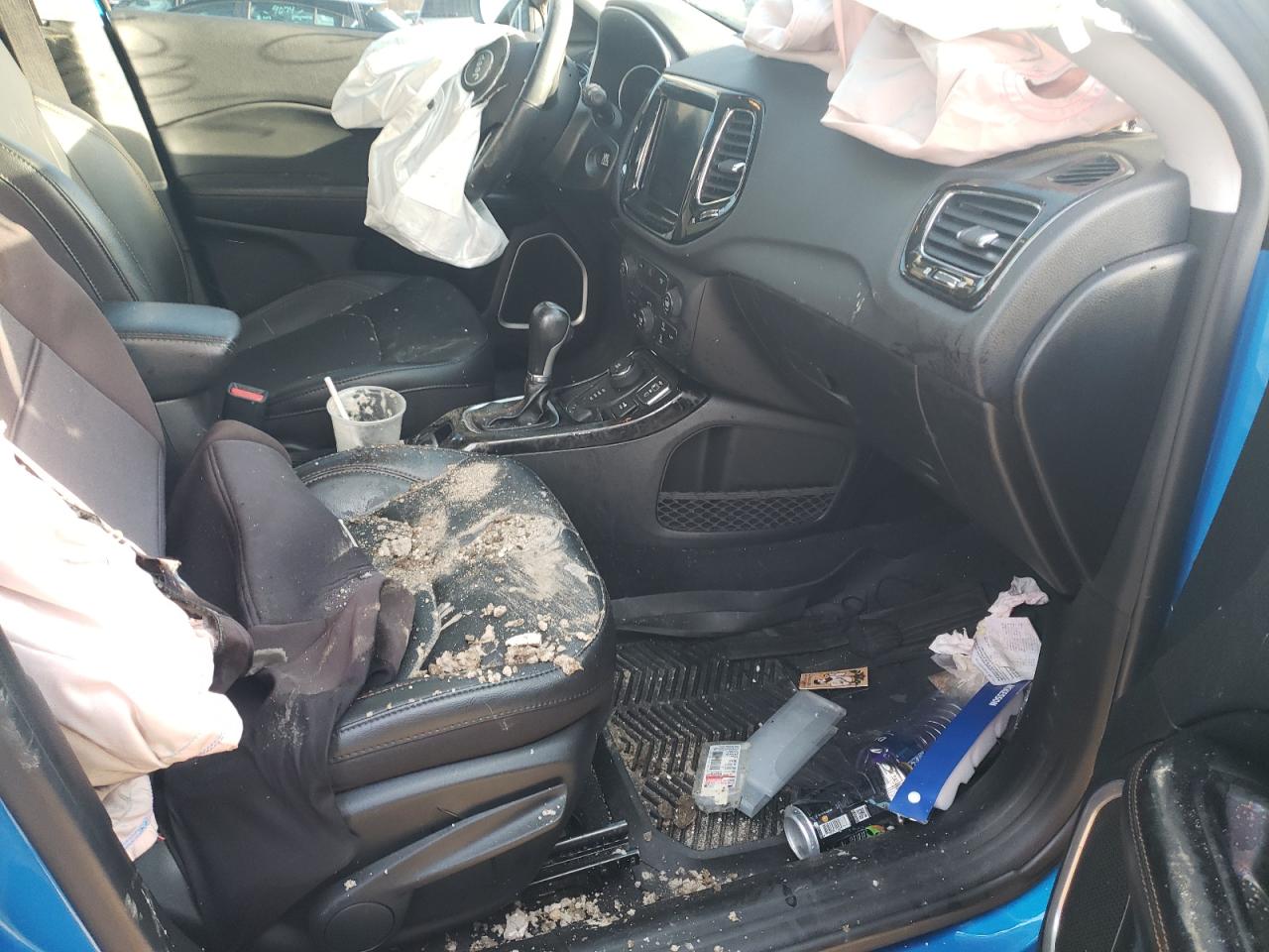 Photo 5 from auction – 2019 JEEP COMPASS LI with VIN 3C4NJDCB4KT817887