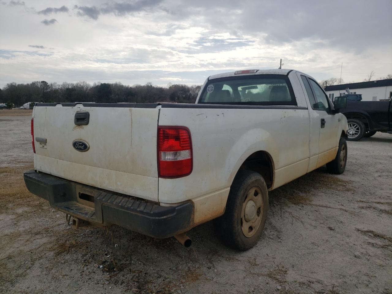 Photo 4 from auction – 2005 FORD F150 with VIN 1FTRF12WX5NA82780
