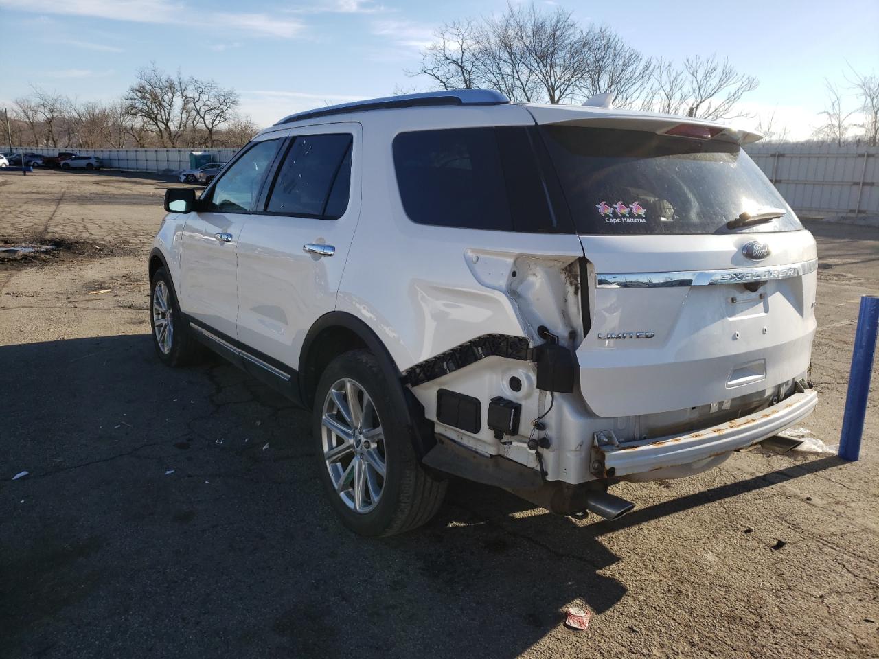 Photo 3 from auction – 2016 FORD EXPLORER L with VIN 1FM5K8F8XGGB25953