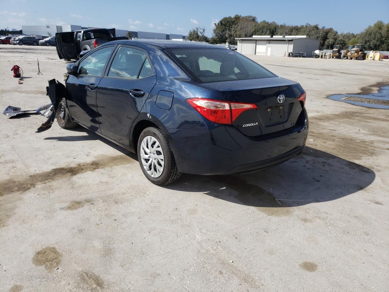 Photo 3 from auction – 2017 TOYOTA COROLLA L with VIN 5YFBURHE7HP669739