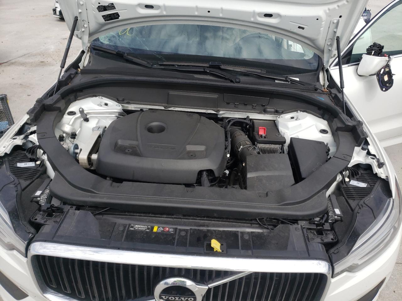 Photo 7 from auction – 2018 VOLVO XC60 T6 with VIN LYVA22RK7JB082599
