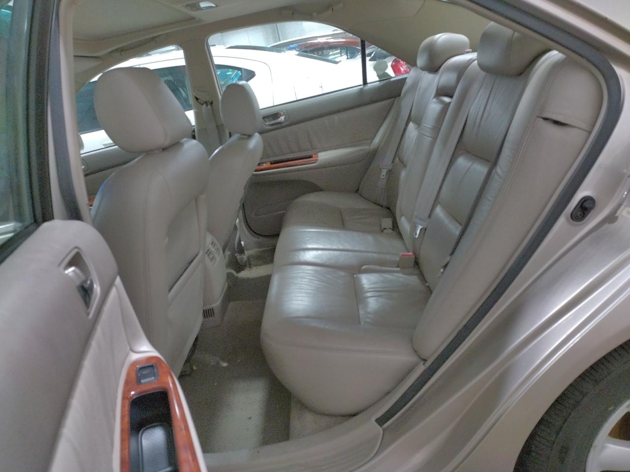 Photo 6 from auction – 2002 TOYOTA CAMRY LE with VIN 4T1BE32KX2U595294