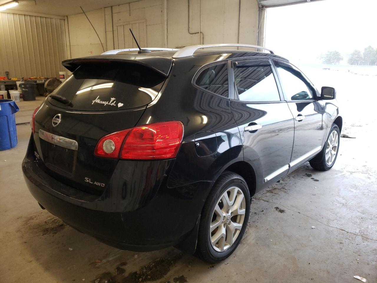 Photo 4 from auction – 2011 NISSAN ROGUE S with VIN JN8AS5MV7BW665709