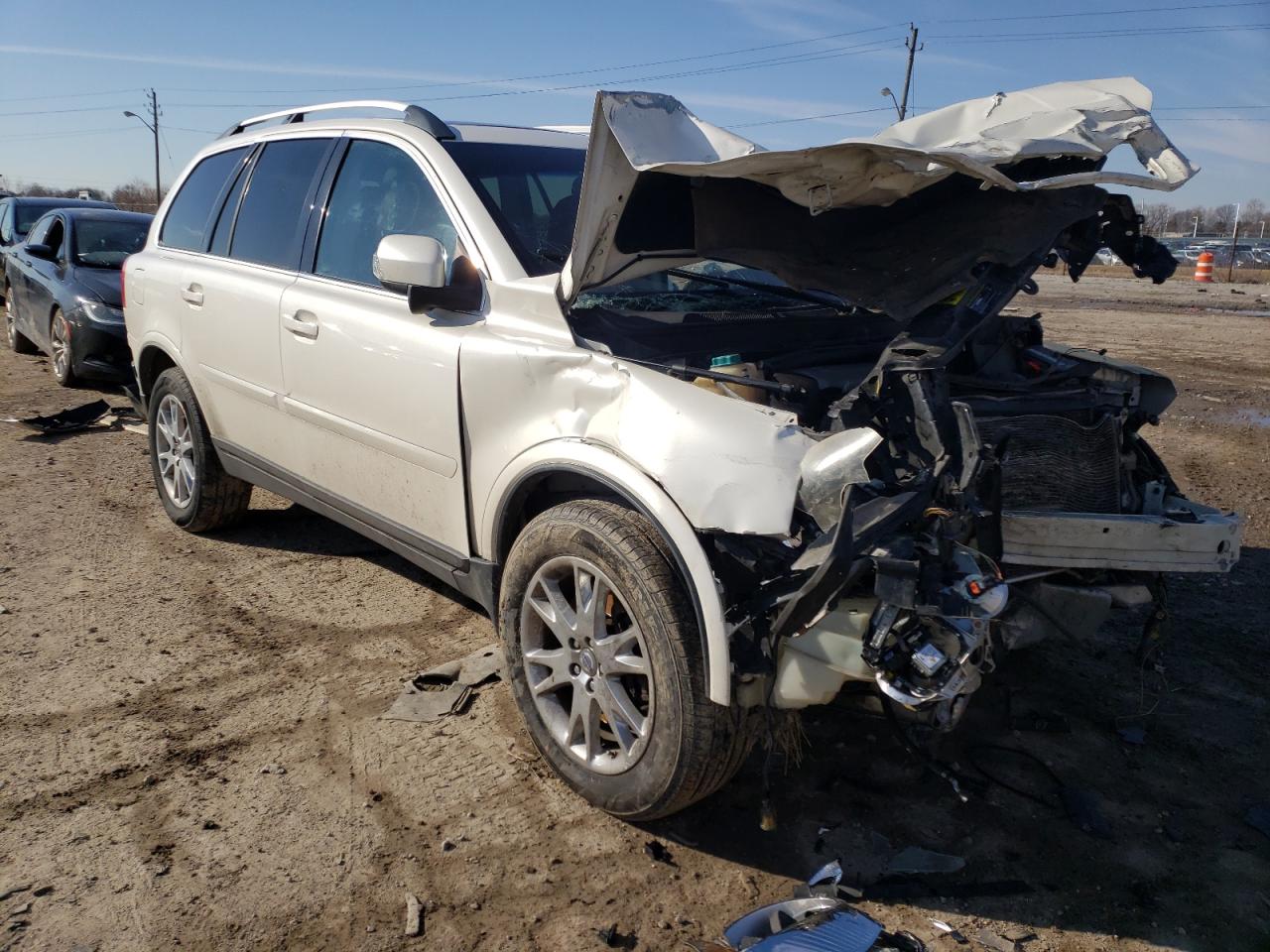 VOLVO XC90 V8 2007 with VIN YV4CZ852071358633 - Photo from auction
