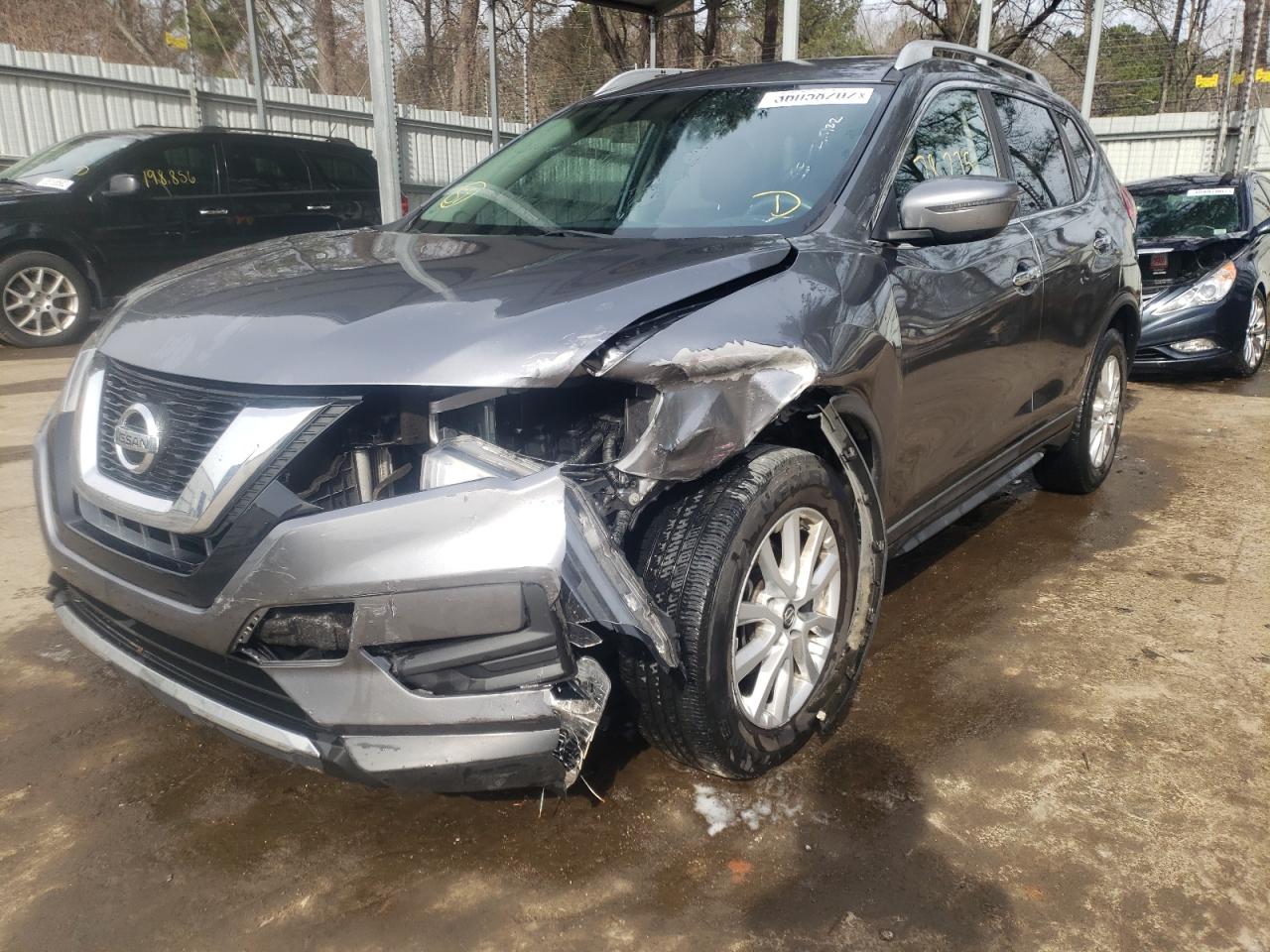 Photo 2 from auction – 2017 NISSAN ROGUE S with VIN KNMAT2MT4HP547495