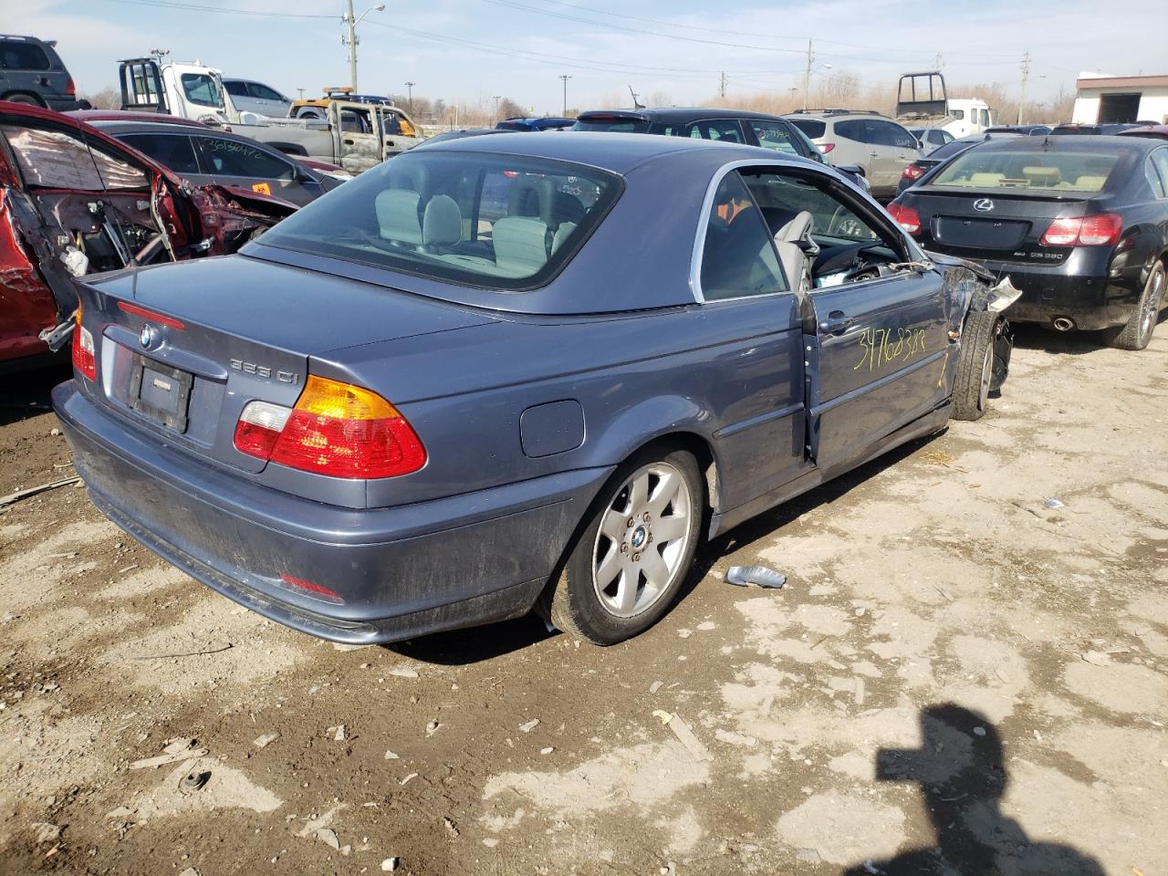 Photo 4 from auction – 2000 BMW 323 CI with VIN WBABR3348YEA83402