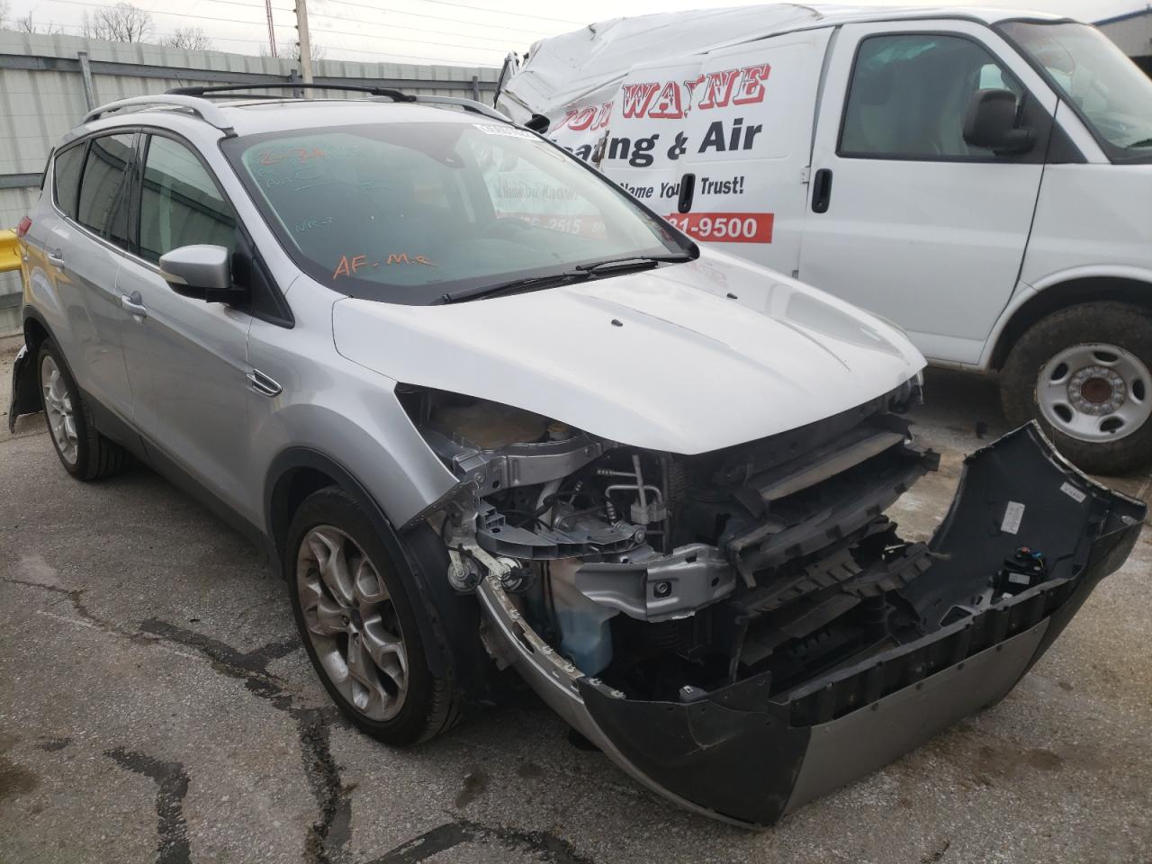 FORD ESCAPE TIT 2016 مع رقم تعريف المركبة 1FMCU0J99GUA84316 - صورة من المزاد