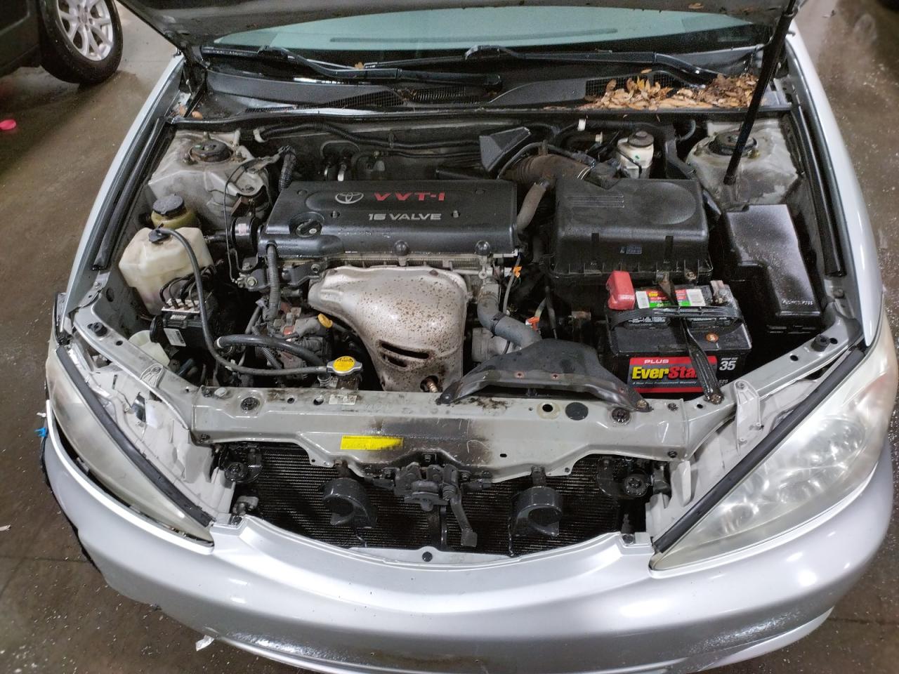 Photo 7 from auction – 2004 TOYOTA CAMRY LE with VIN 4T1BE32K74U879405