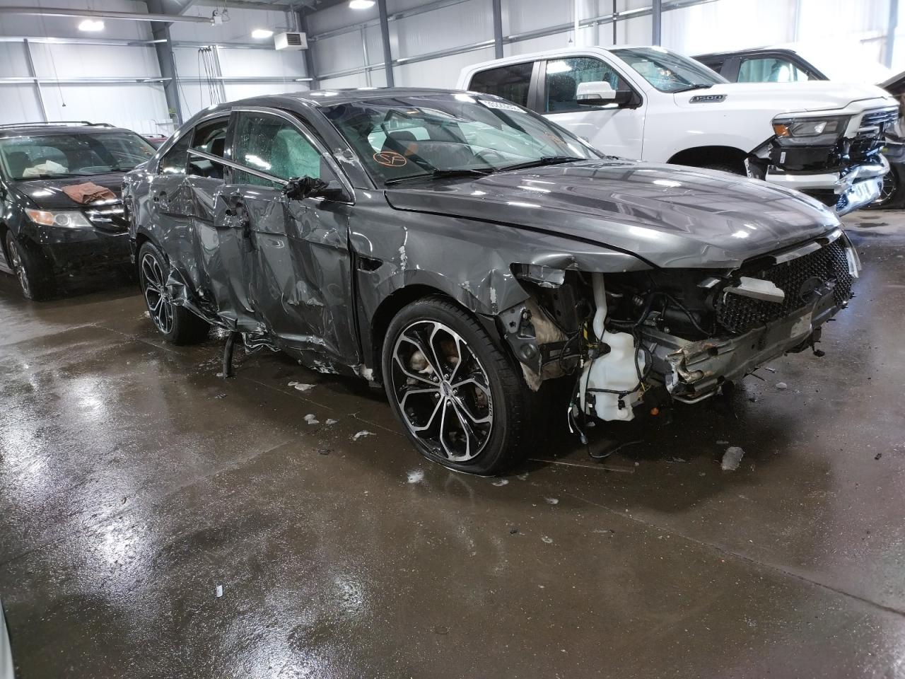 Photo 1 from auction – 2016 FORD TAURUS SHO with VIN 1FAHP2KT9GG121988