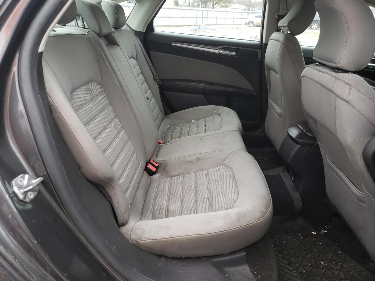 Photo 6 from auction – 2016 FORD FUSION with VIN 3FA6P0G79GR255724