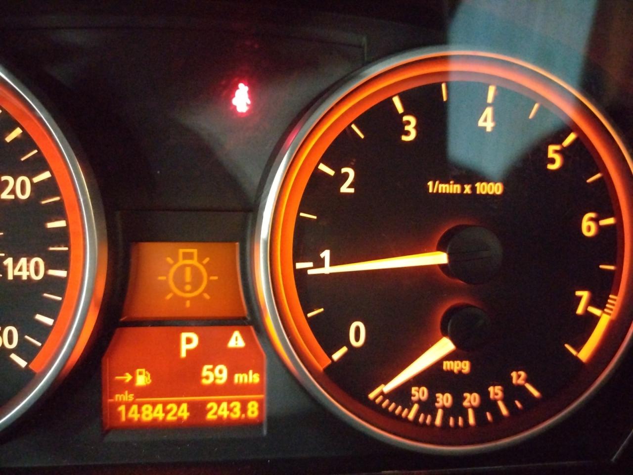 Photo 8 from auction – 2007 BMW 328 XI with VIN WBAVC93567KX53780
