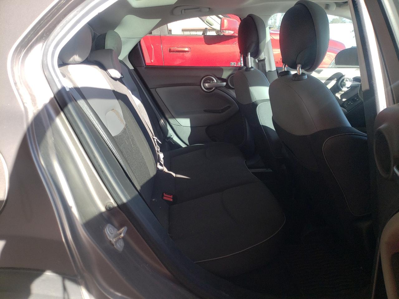 Photo 6 from auction – 2016 FIAT 500X EASY with VIN ZFBCFXBT8GP374467