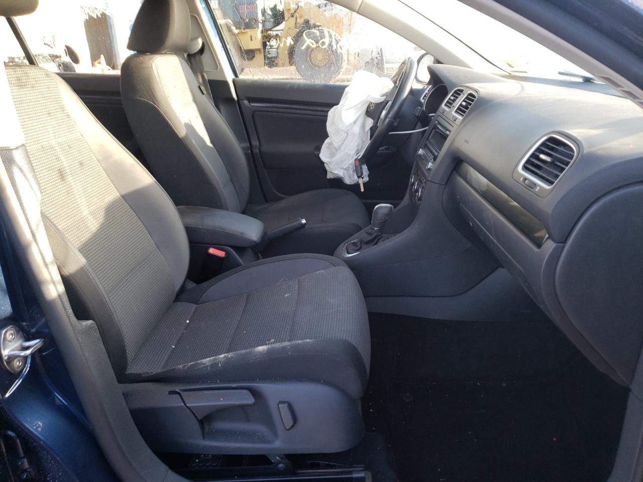 Photo 5 from auction – 2014 VOLKSWAGEN JETTA S with VIN 3VWPP7AJ0EM604451