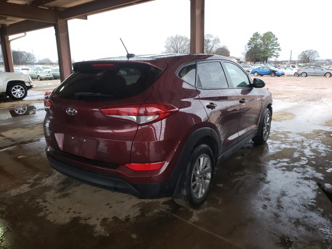 Photo 4 from auction – 2016 HYUNDAI TUCSON SE with VIN KM8J23A43GU054585