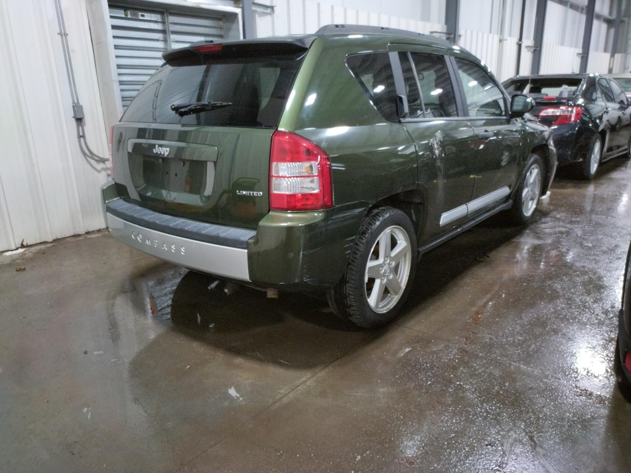 Photo 4 from auction – 2007 JEEP COMPASS LI with VIN 1J8FT57W57D194058