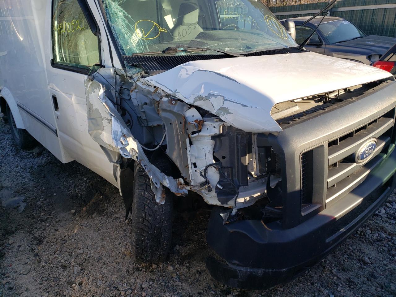 Photo 9 from auction – 2016 FORD ECONOLINE with VIN 1FDWE3FL0GDC24561