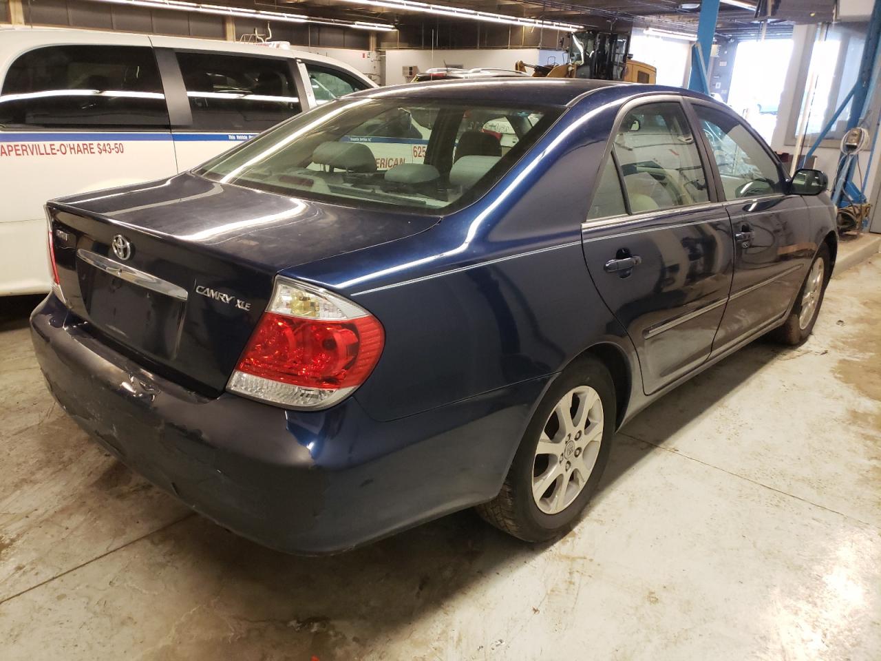 Photo 4 from auction – 2005 TOYOTA CAMRY LE with VIN 4T1BE32K65U382086