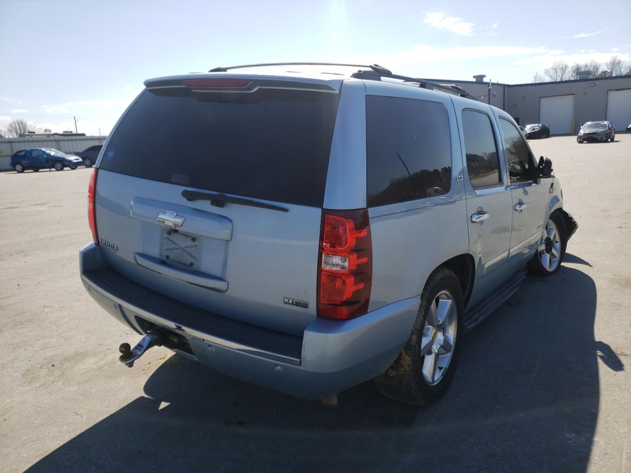 Photo 4 from auction – 2011 CHEVROLET TAHOE C150 with VIN 1GNSCCE00BR257093