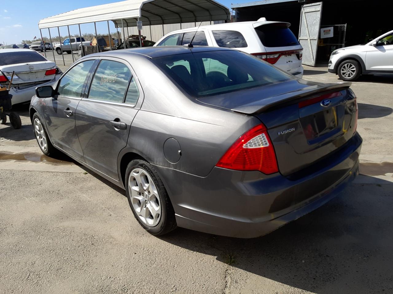 Photo 3 from auction – 2011 FORD FUSION SE with VIN 3FAHP0HA5BR178944