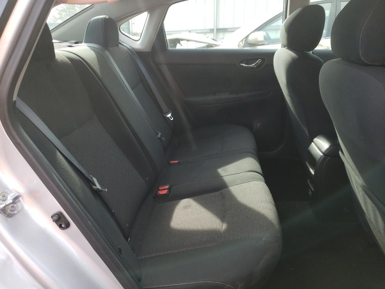 Photo 6 from auction – 2019 NISSAN SENTRA S with VIN 3N1AB7AP1KY425709